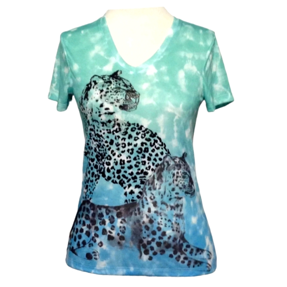 White Stag Blue White Cheetah Short Sleeve V-Neck T-Shirt XL NEW With Out Tags